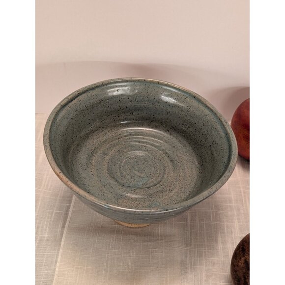 Handcrafted Studio Pottery Blue Gray Glaze Speckled Pedestal Bowl 7" Signed JW - Picture 2 of 11
